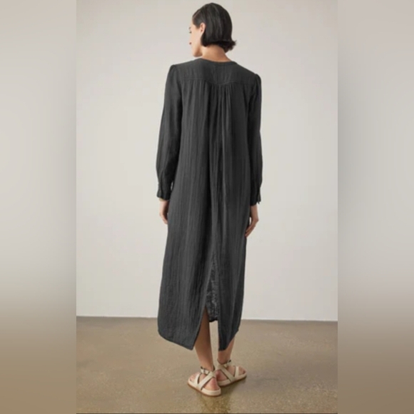 VELVET By Jenny Graham - Picture 2 of 7